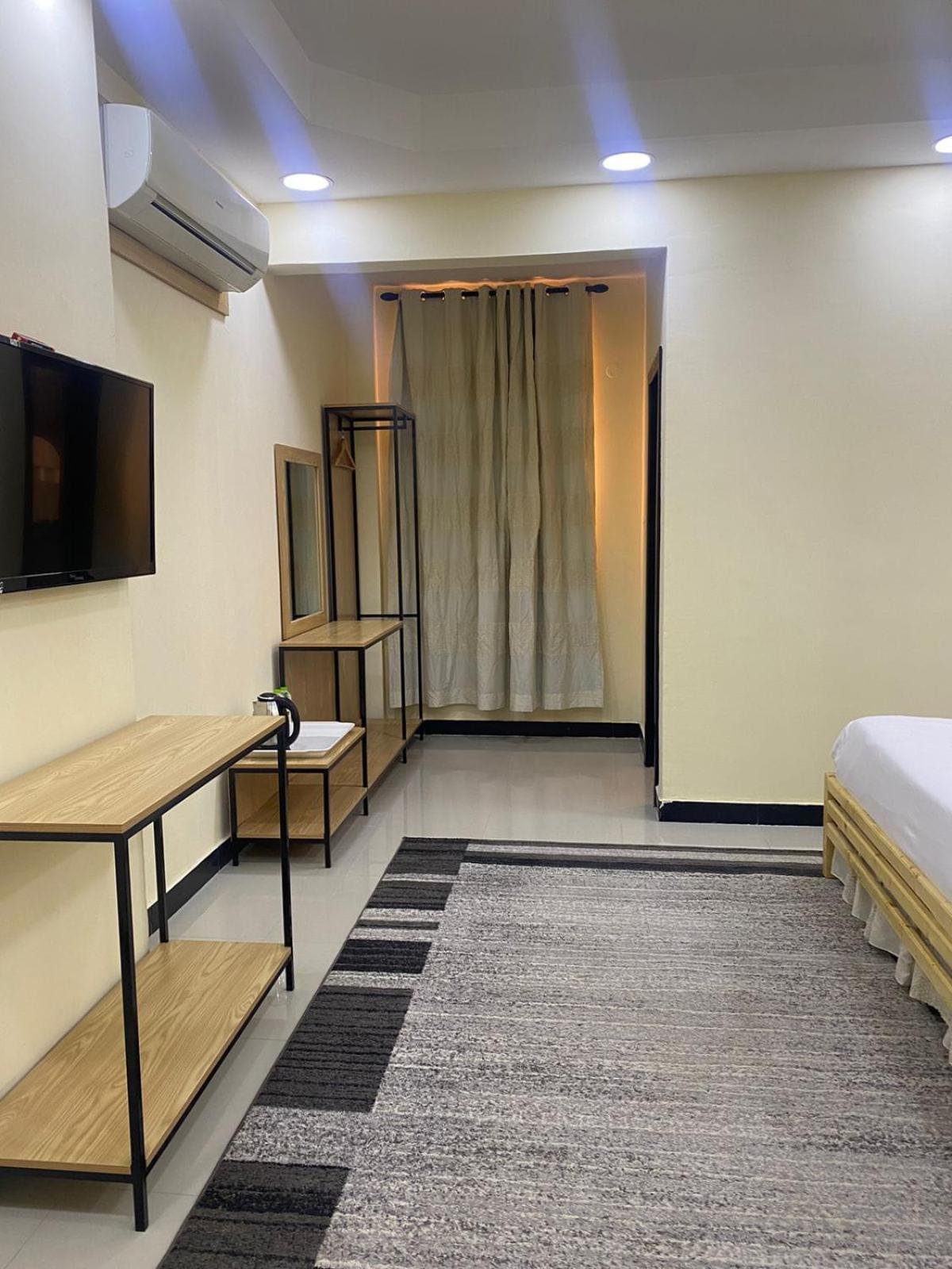 Al Hussam Hotel Apartments Rusayl Exteriér fotografie